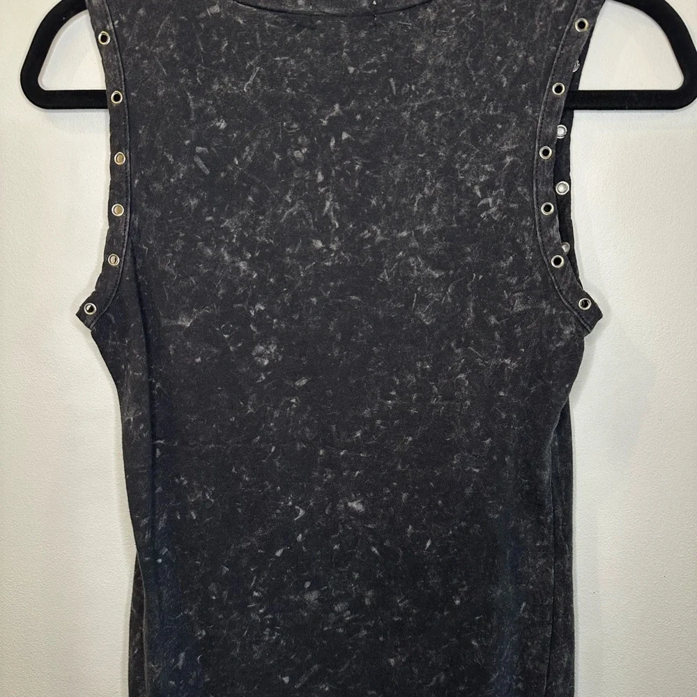 Rock Graphic Sleeveless Top - Black - Picture 5 of 5